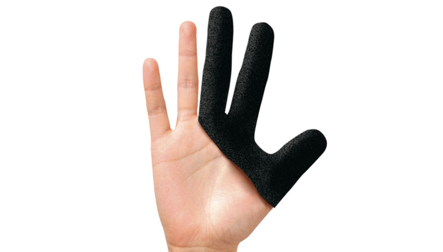 Protective glove for use with curling wand