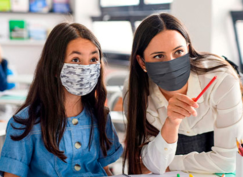 La vida detrás de la mascarilla.